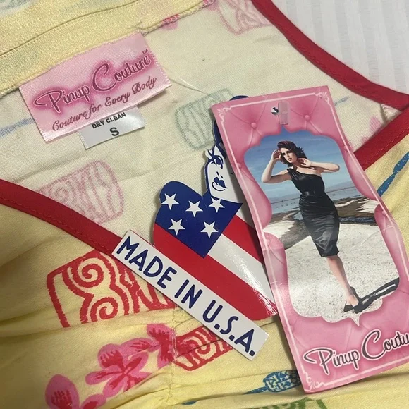 Pinup Couture Tiki Hawaiian Dress - Picture 3 of 3